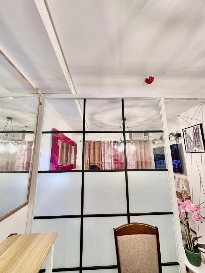Aesthetic One Bedroom Beside Sm W Pool, Wifi And Netflix Cagayan de Oro Ngoại thất bức ảnh