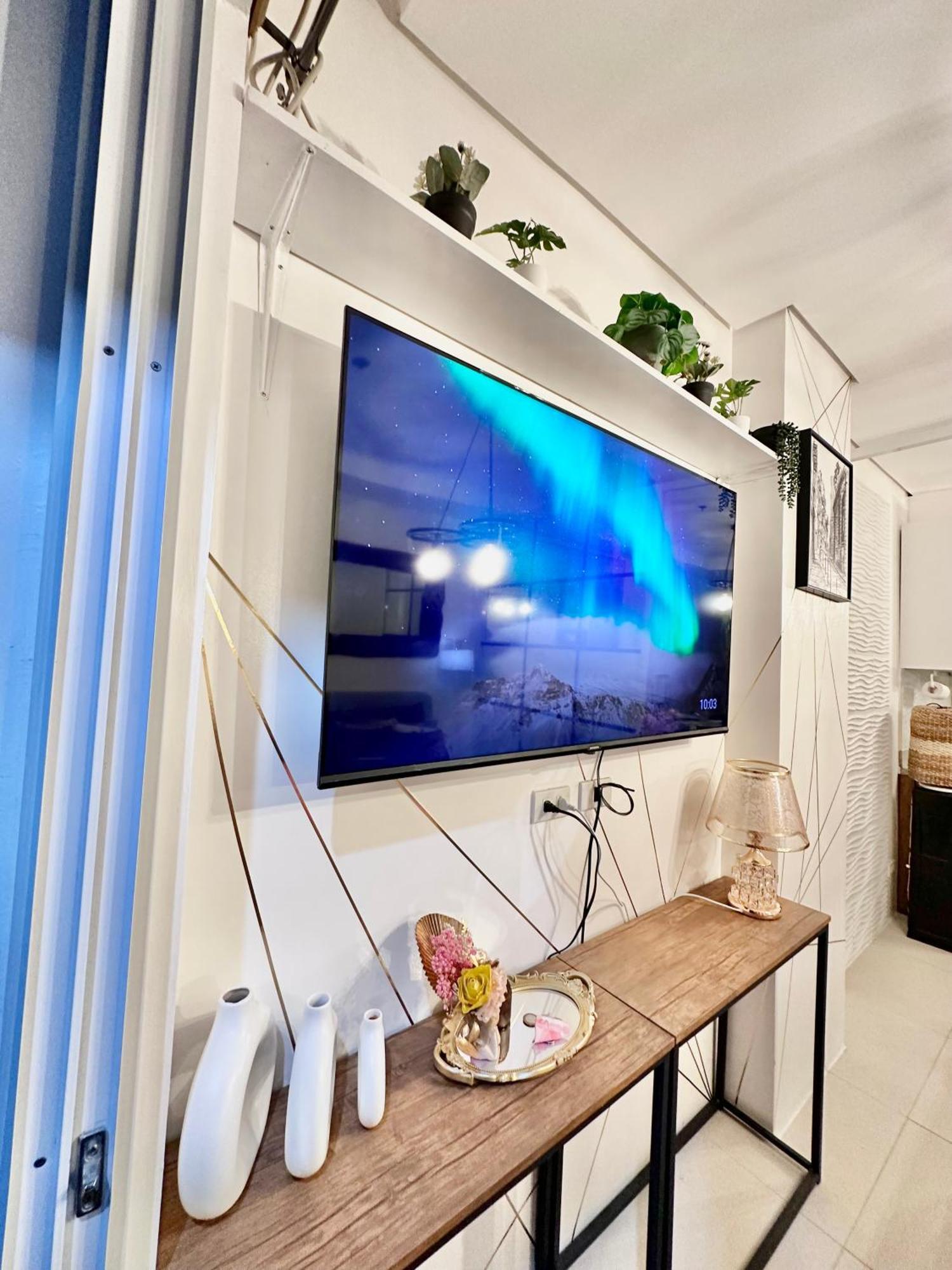 Aesthetic One Bedroom Beside Sm W Pool, Wifi And Netflix Cagayan de Oro Ngoại thất bức ảnh