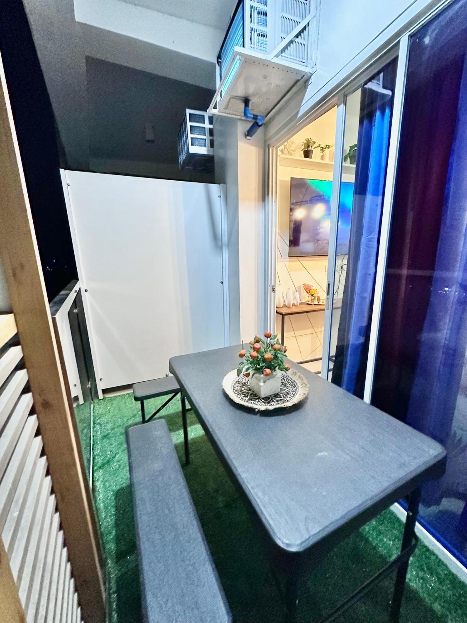 Aesthetic One Bedroom Beside Sm W Pool, Wifi And Netflix Cagayan de Oro Ngoại thất bức ảnh