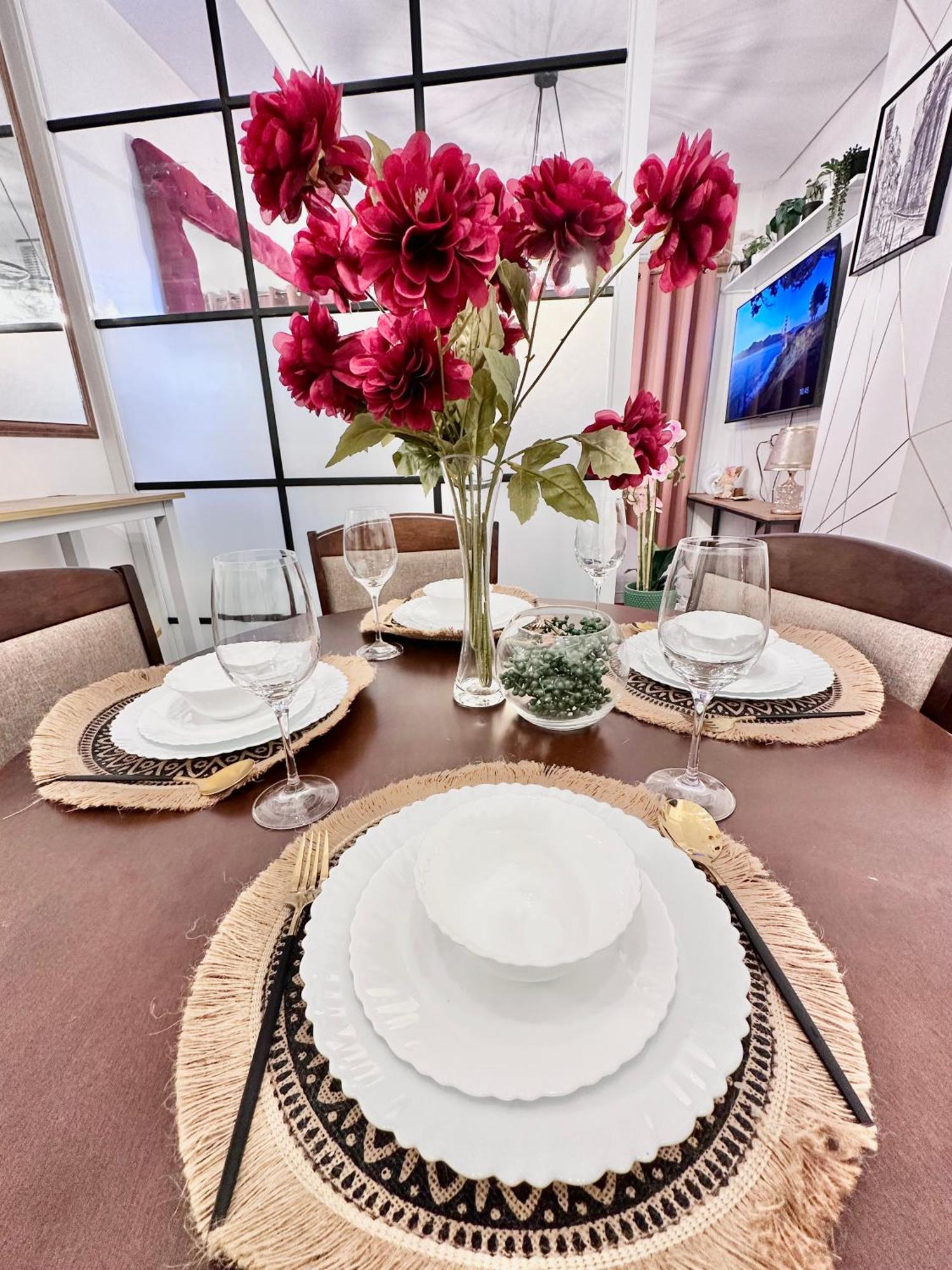 Aesthetic One Bedroom Beside Sm W Pool, Wifi And Netflix Cagayan de Oro Ngoại thất bức ảnh