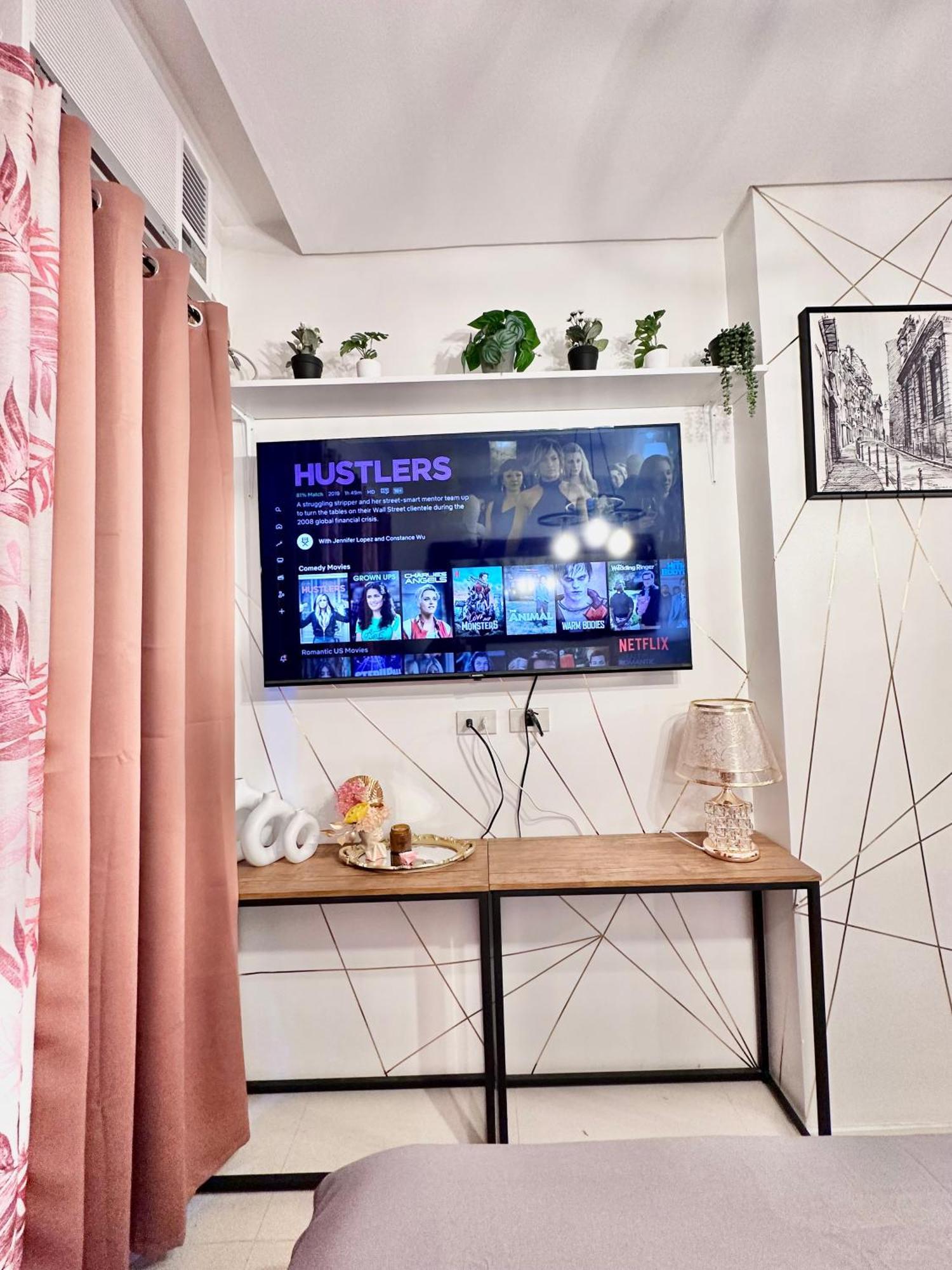 Aesthetic One Bedroom Beside Sm W Pool, Wifi And Netflix Cagayan de Oro Ngoại thất bức ảnh