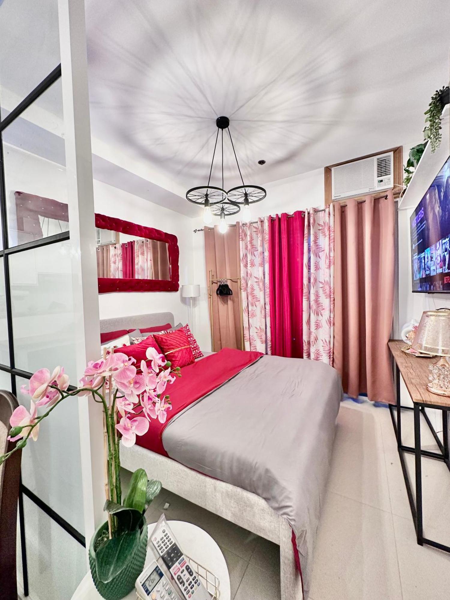 Aesthetic One Bedroom Beside Sm W Pool, Wifi And Netflix Cagayan de Oro Ngoại thất bức ảnh