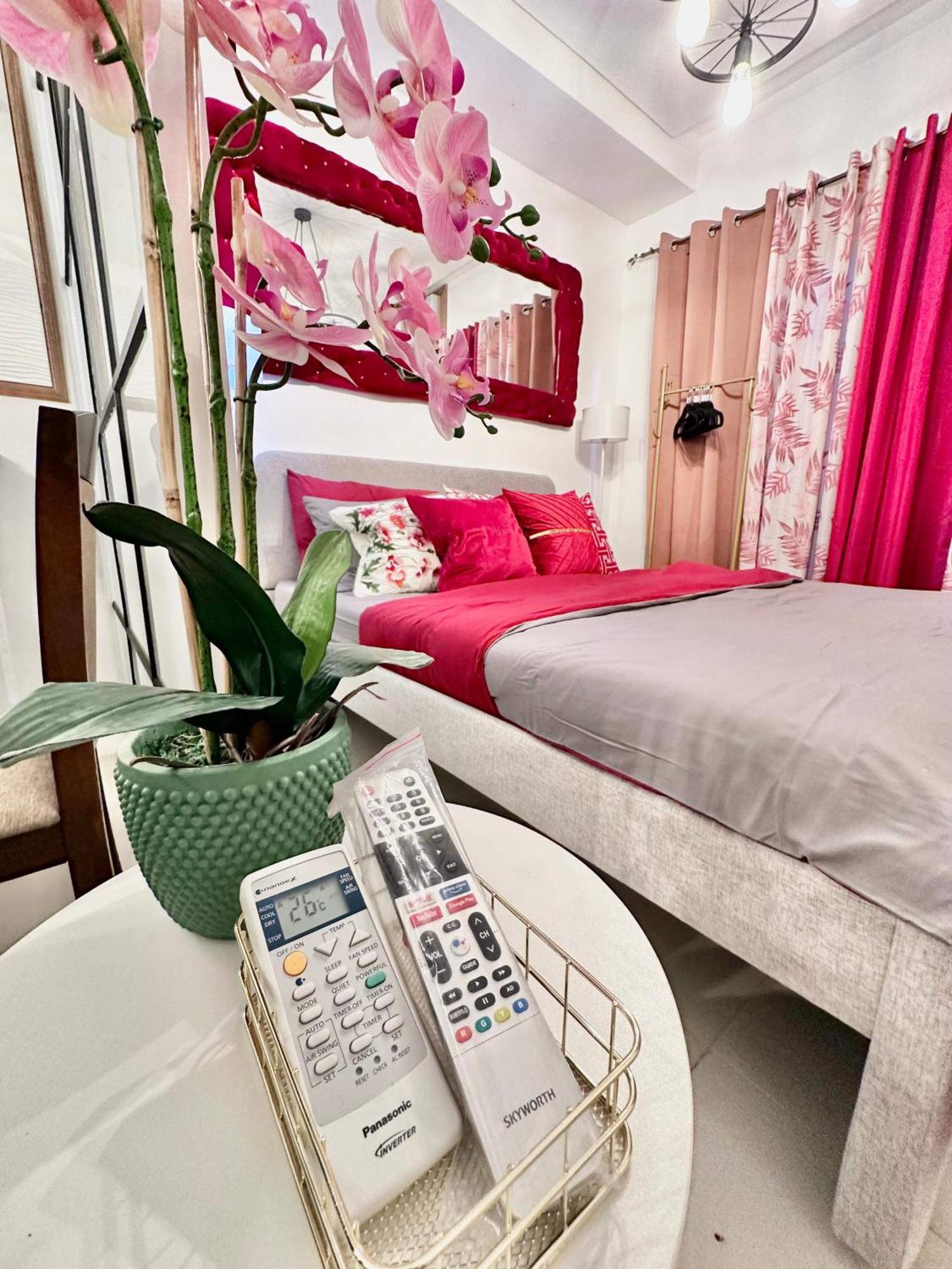 Aesthetic One Bedroom Beside Sm W Pool, Wifi And Netflix Cagayan de Oro Ngoại thất bức ảnh
